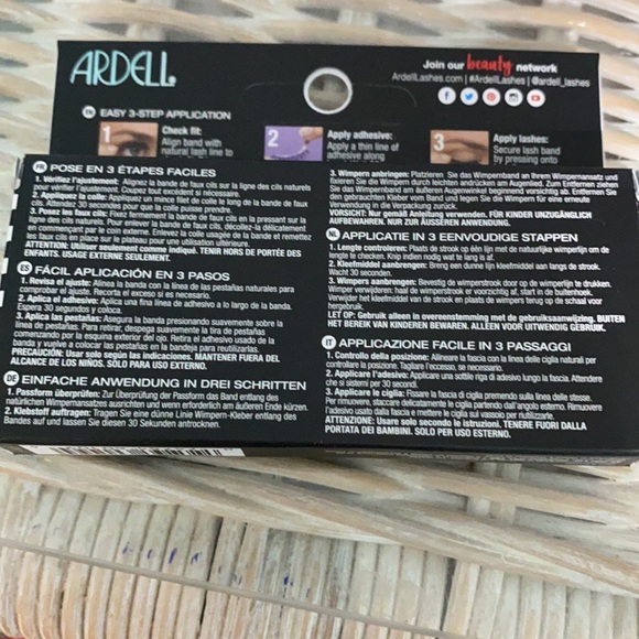 false lashes - Picture 2 of 2